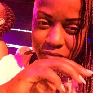 Meet your Posher, Cierra